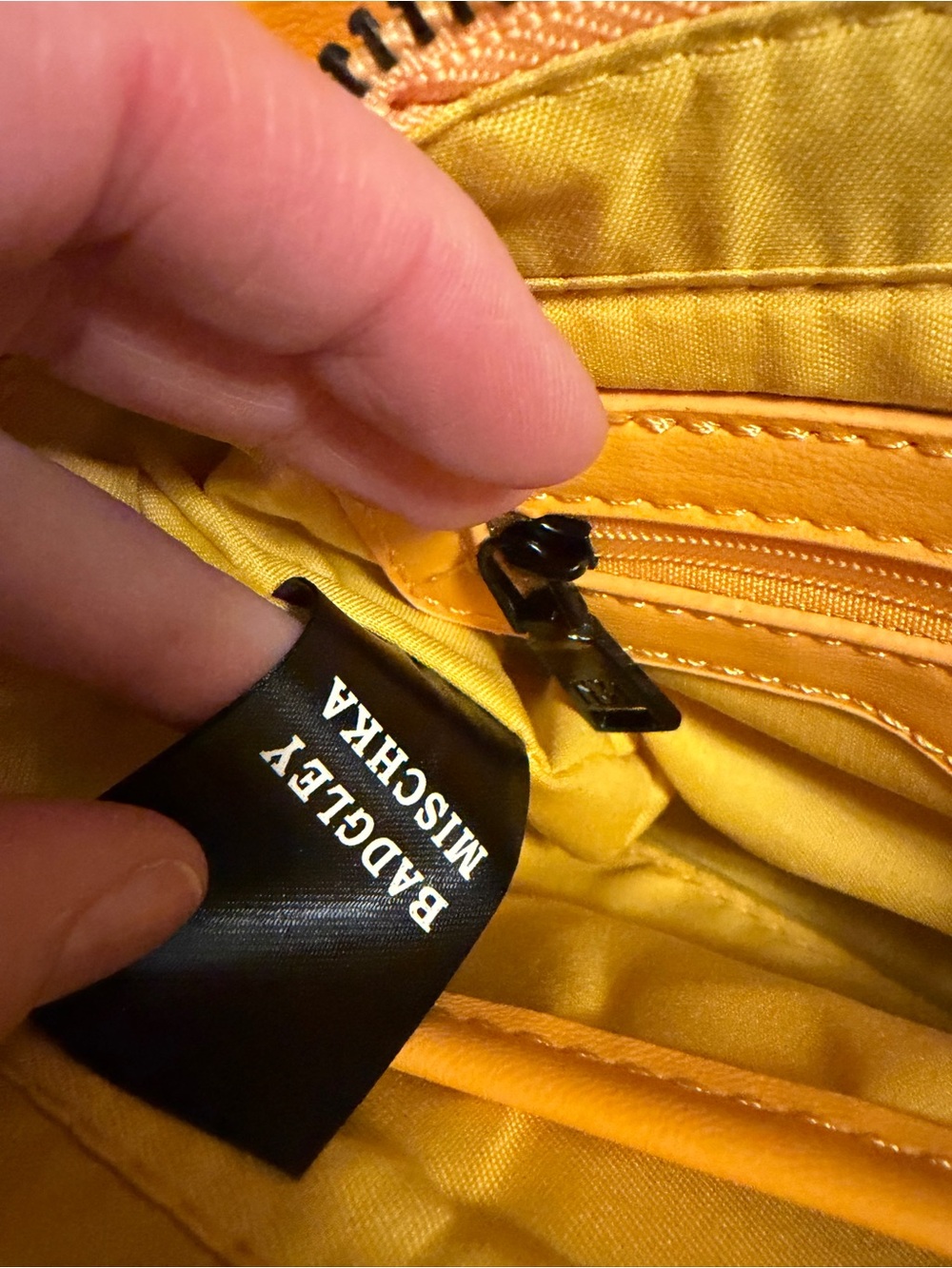NWT Badgley Mischka Bright Yellow Quilted Chain Crossbody Bag - Picture 8 of 9